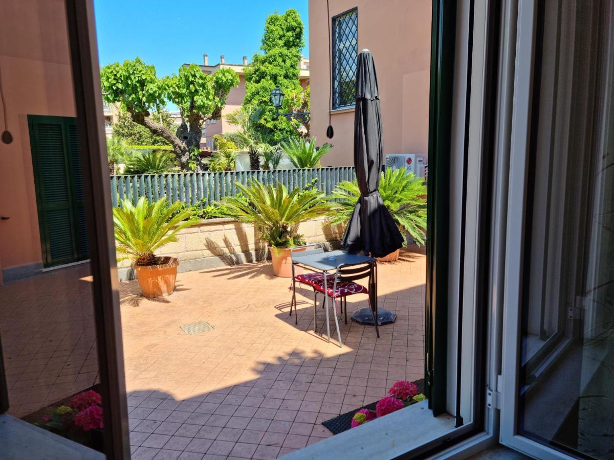 Il Casale Nel Parco Guesthouse Roma Dış mekan fotoğraf