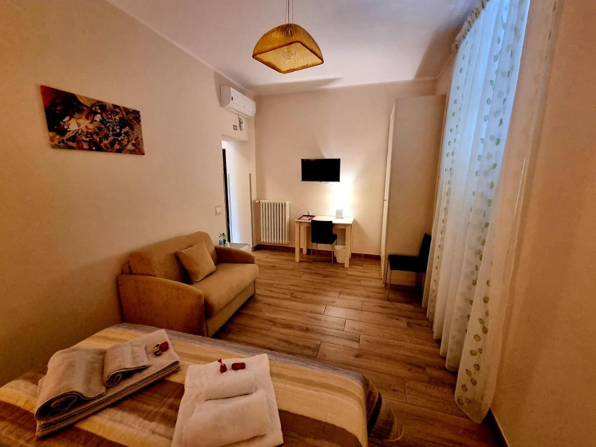 Il Casale Nel Parco Guesthouse Roma Dış mekan fotoğraf
